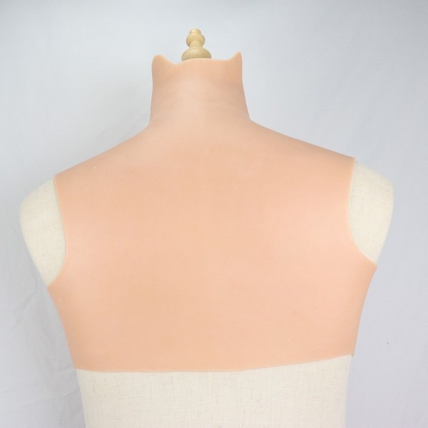 Buste poitrine volumineuse en silicone
