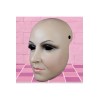 Masque féminin demi-tête, un visage réaliste