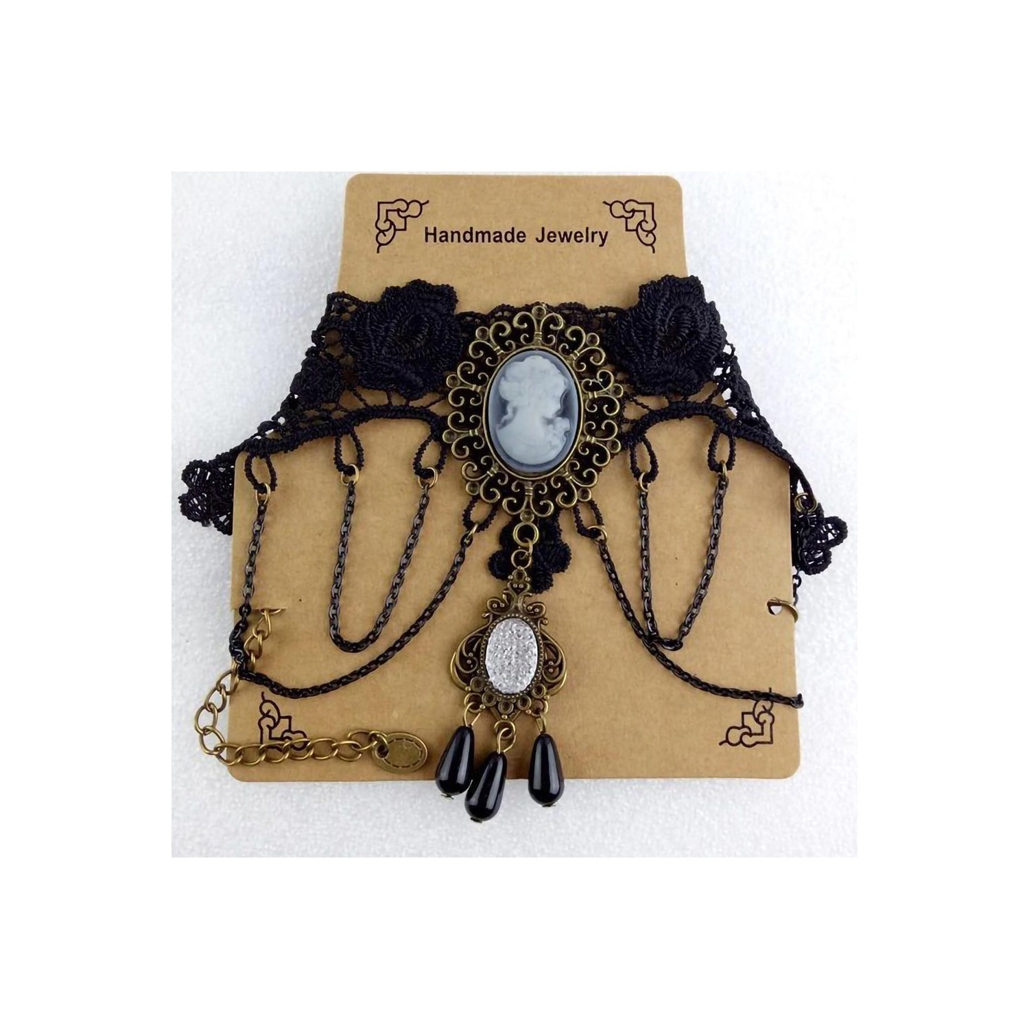 Ras de cou gothique dentelle avec médaillon