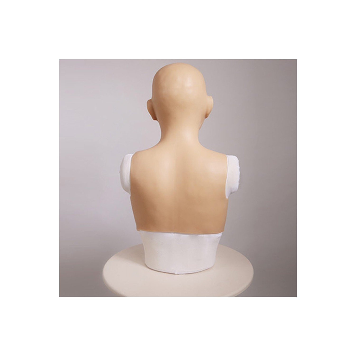 Buste poitrine, masque intégré, Bonnet B