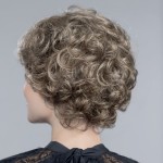 Perruque courte monofilament, un Look moderne 