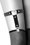 Jarretière noire avec coeur métal et rivets - CC6060090010