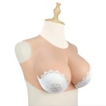 Buste faux seins, encolure ronde, poitrine volumineuse