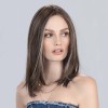 Perruque longue, une coiffure de séduction