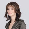 Perruque Rainbow – Mi-longue, naturelle, fibre synthétique