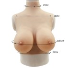 Buste faux seins en silicone, bonnet D