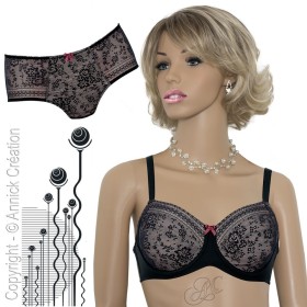 Ensemble lingerie motifs floraux, soutien-gorge