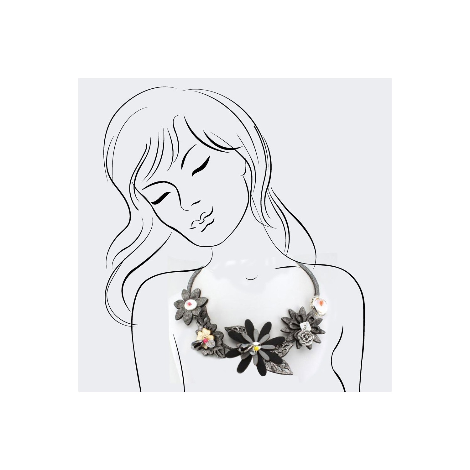 Collier séduction motif floral, métal nacré