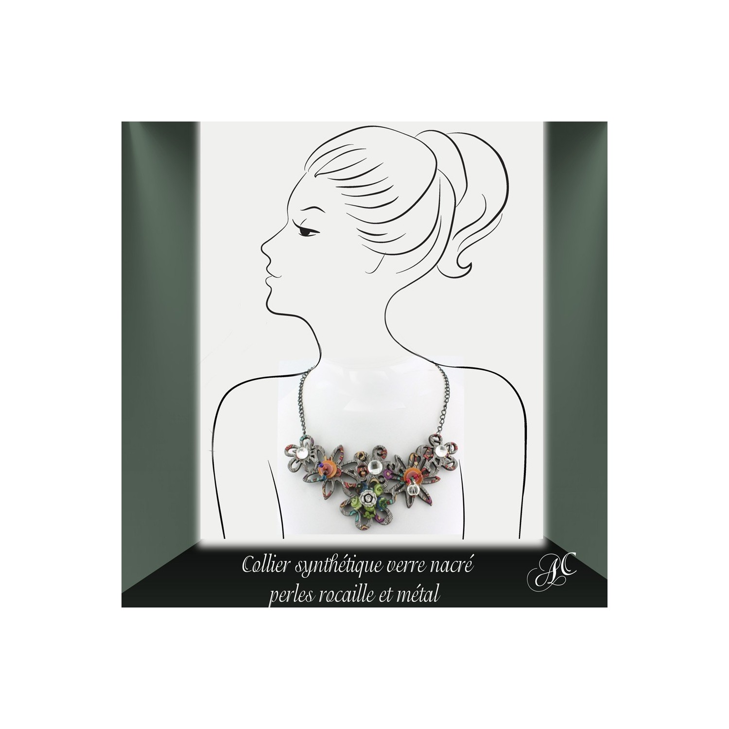 Collier verre et perles aux reflets nacrés