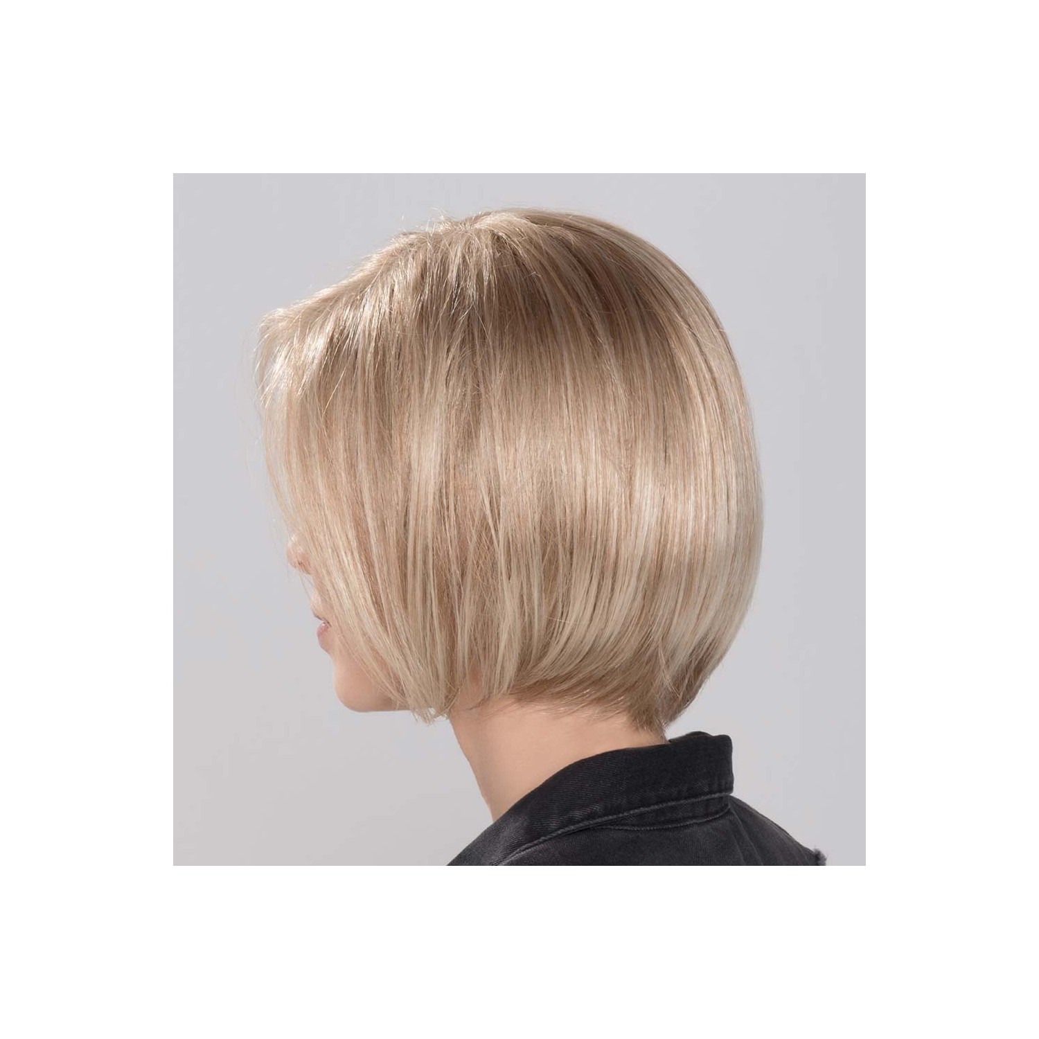 Perruque courte monofilament, coupe au carré